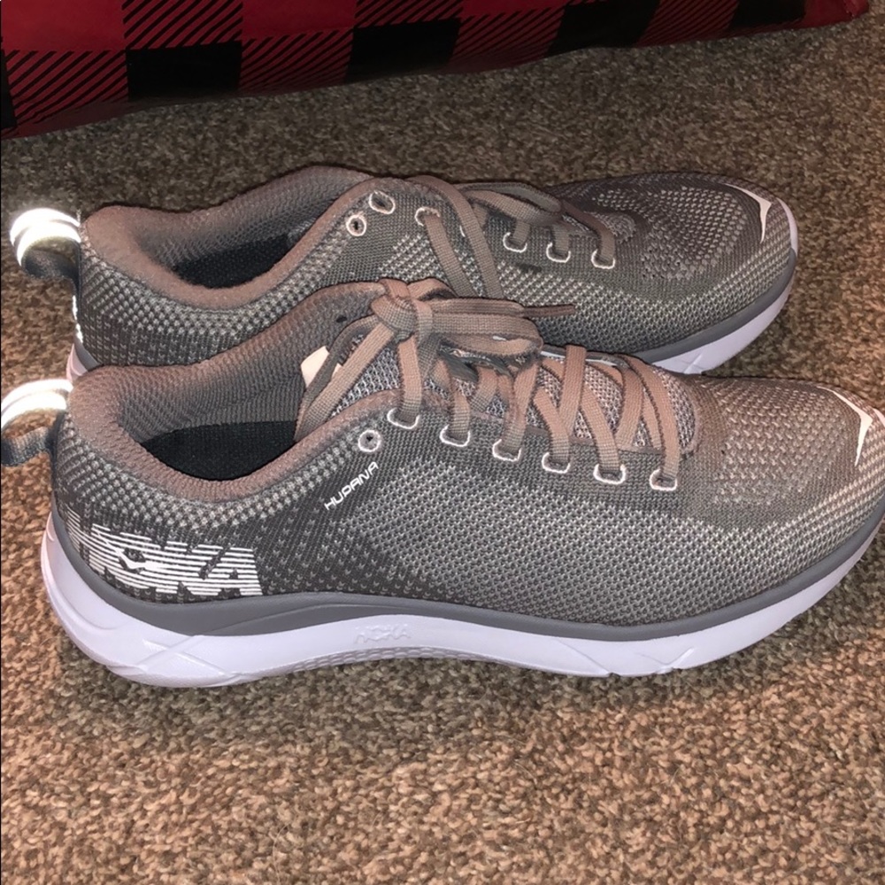 Hoka One One Hupana size 7